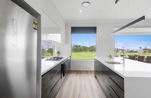 Shell Cove House | South Beach Escape - Sensational Shell Cove Living
