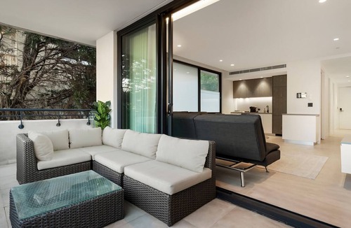 Maroubra House | South Coogee Escape, Heated Pool & Spacious Living