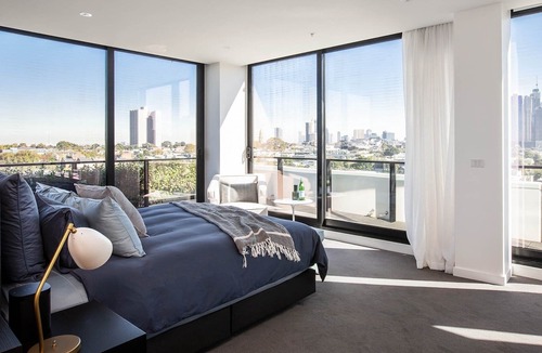 South Melbourne House | South Melbourne Penthouse (Heated Pool)
