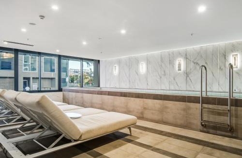 South Melbourne Apartment | South Melbourne Serenity