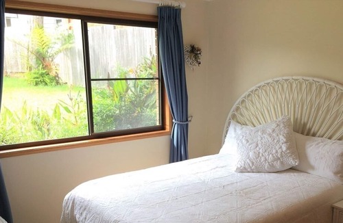 Scotts Head House | South Pacific - Scotts Head