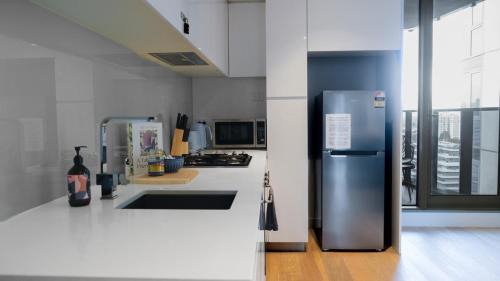 Southbank Apartment | Southbank Skyline Hideaway! ONE BEDROOM
