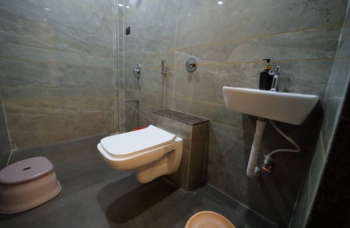 Ghodegaon Hotel | SP Tourist Home