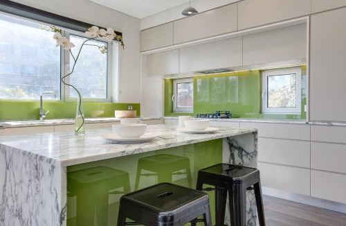 Cremorne Apartment | Spacious 2-Bed Apartment Close to City