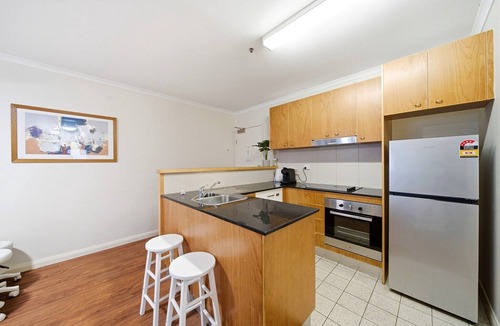 City East Apartment | Spacious 3-Bed Apartment in Canberra CBD