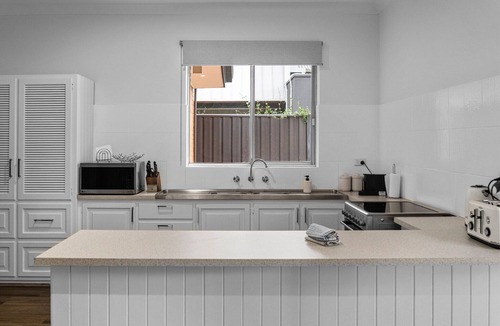Payneham South Apartment | Spacious 3-Bed Home in Payneham South