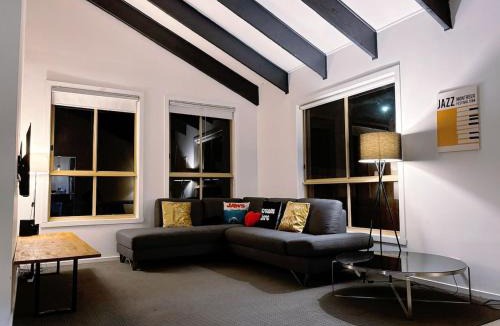 Werribee House | Spacious 3-Bed Home in Werribee!
