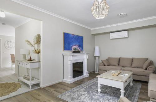 Preston House | Spacious 3-Bed Home with Garden in Preston