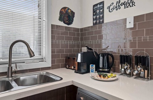 Coburg Apartment | Spacious 3-Bed Townhouse in Coburg