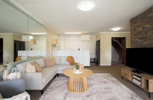 Paddington Apartment | Spacious 3BR 2-Level Unit with Private Parking, Pool, Gym