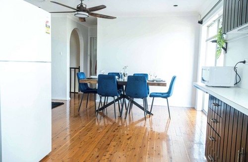 Muswellbrook House | Spacious 4BR Home | Games Room & BBQ