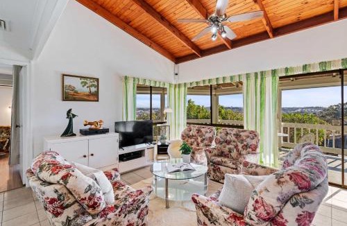 Rochedale South House | Spacious 4BR Retreat With Stunning Brisbane View