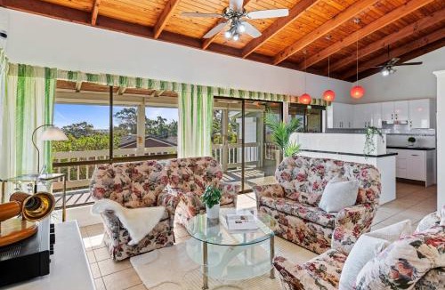Rochedale South House | Spacious 4BR Retreat With Stunning Brisbane View