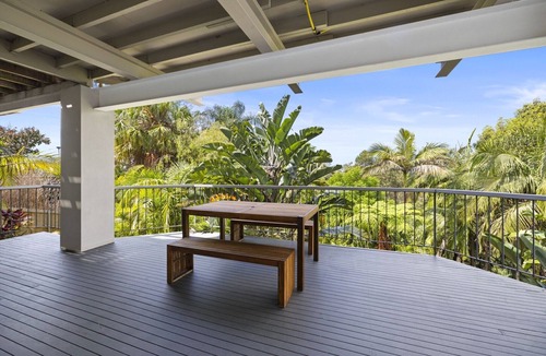Whale Beach Apartment | Spacious 5-Bed Beach House with Ocean View