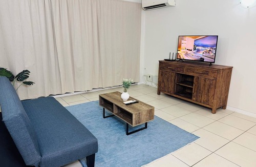 Parramatta Park Apartment | Spacious Apartment in the Heart of Cairns CBD