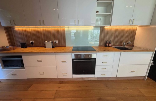 Bilinga Apartment | Spacious Bilinga Beach Stay | Sleeps 6 + Sauna