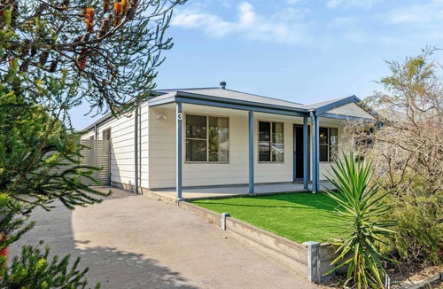 Broulee House | Spacious Broulee Retreat Near Beach