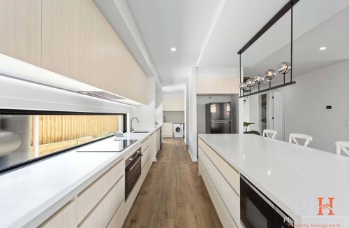 San Remo House | Spacious Central 2 story Luxury with views
