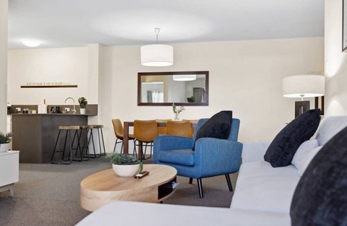East Perth Apartment | Spacious Holiday Apartment on Hay St CBD