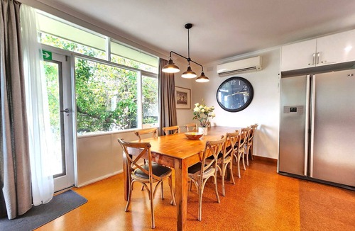 Highett House | Spacious King Room 4 Near Shopping & Free Parking