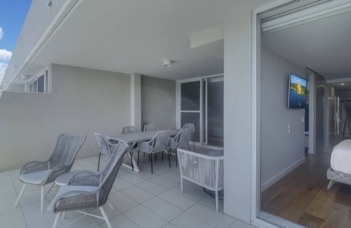 Batemans Bay Apartment | Spacious Modern Apartment in Batemans Bay