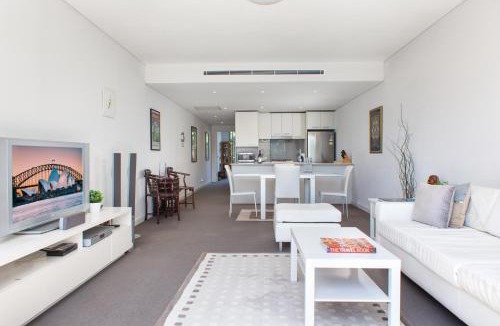 Cammeray Apartment | Spacious Modern Apartment In Sydney's North Shore