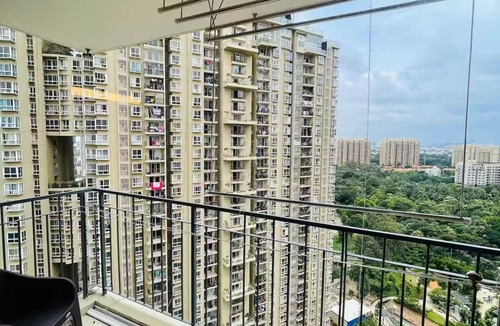 Bengaluru Apartment | Spacious retreat inBhartiya city