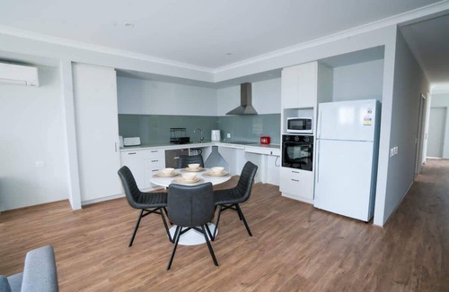Ridgewood House | Spacious Ridgewood House: Modern Kitchen, Large Bedrooms with Large Bathrooms Attached