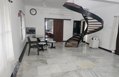 Coimbatore House | Spacious Room with attached bathroom