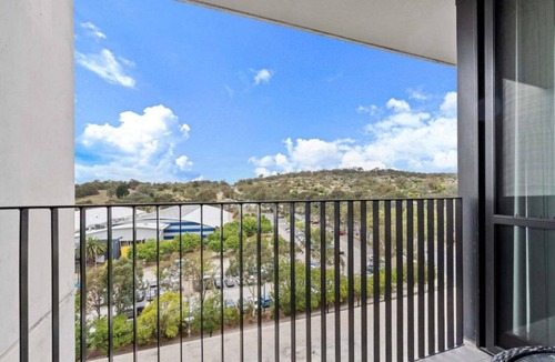 Belconnen Apartment | Spectacular 2BR Apt with Balcony