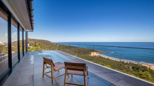 Killcare Heights House | 'Spectacular Ocean Views' by HolidayCo