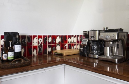 Lilydale House | Spend a weekend or even a week in the Yarra Valley. Wine, food, gardens + more.