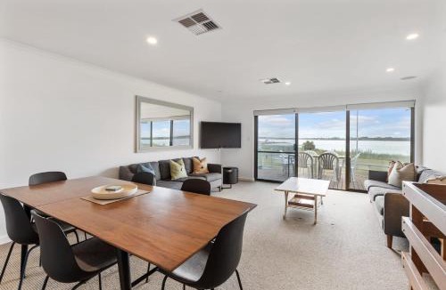 Goolwa South House | Spinnaker river view- Barrage Road