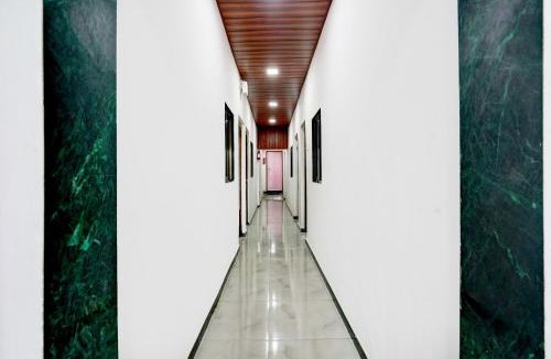 Palghar Hotel | Spot On Yatri