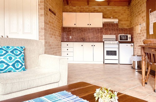 Ocean Beach Ski Chalet | Spring Bay Villas