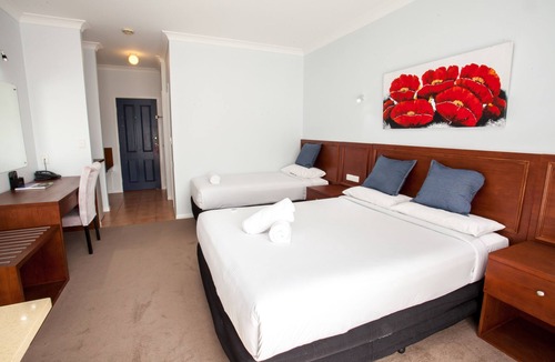 Springwood Hotel | Springwood Motor Inn