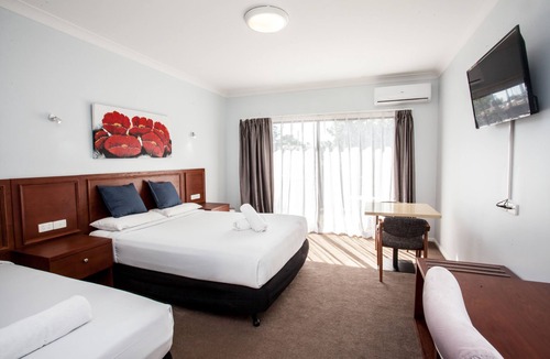 Springwood Hotel | Springwood Motor Inn