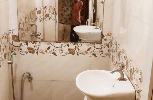 Rameshwaram Hotel | Sree Kumaran Residence by Royal stay