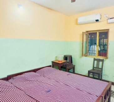 Vellore Cabin | Sri Guru Nivas