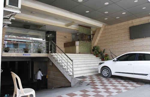 Kanchipuram Hotel | SSK Residency