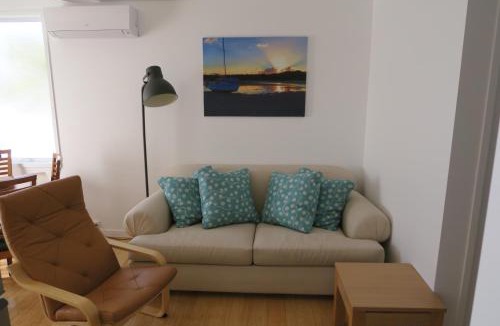 Wynnum Apartment | St Caths Anchorage