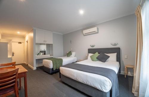 Old Reynella Hotel | St Francis Winery