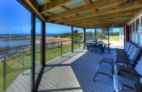 Cowrie Point House | Stanley View Beach House