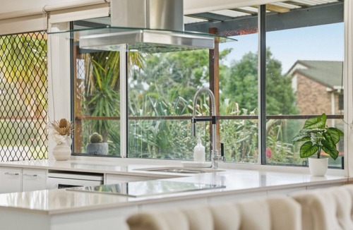 Coffs Harbour House | Station on Pearce – Spacious, Pet-Friendly Coastal Stay