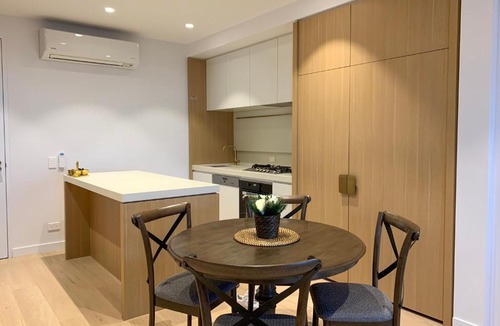 Box Hill Apartment | StaWealth @ Skyone primely located at Box Hill Central