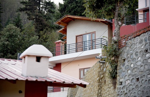 Shyamkhet Apartment | Stay in Luxury Apartment & Cottage In Bhowali Nainital
