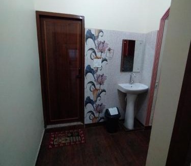 Bullawala Hostel | Stayble Homestay