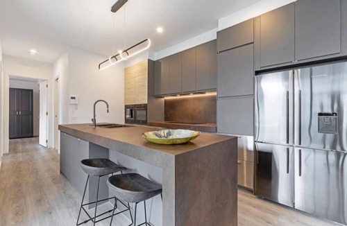 Prahran Apartment | StayCentral - Prahran Penthouse - Mount St, Prahran - 2 Bedrooms, 2 Beds, 2 Bathrooms, 1 secure parking spot and a permit for street parking.