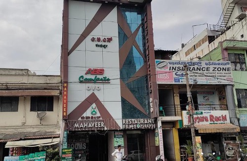 Mysore Hotel | STAYMAKER ABS Comforts - Opp St Philomena Church