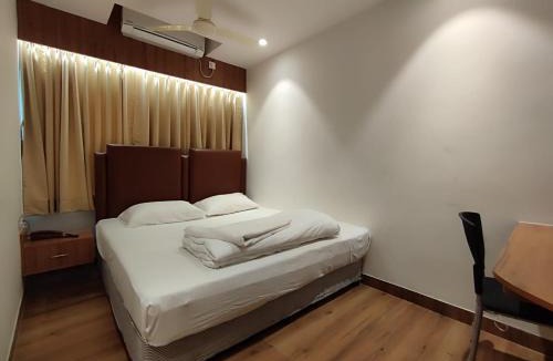 Berhampore Hotel | STAYMAKER Hotel Mohan Palace